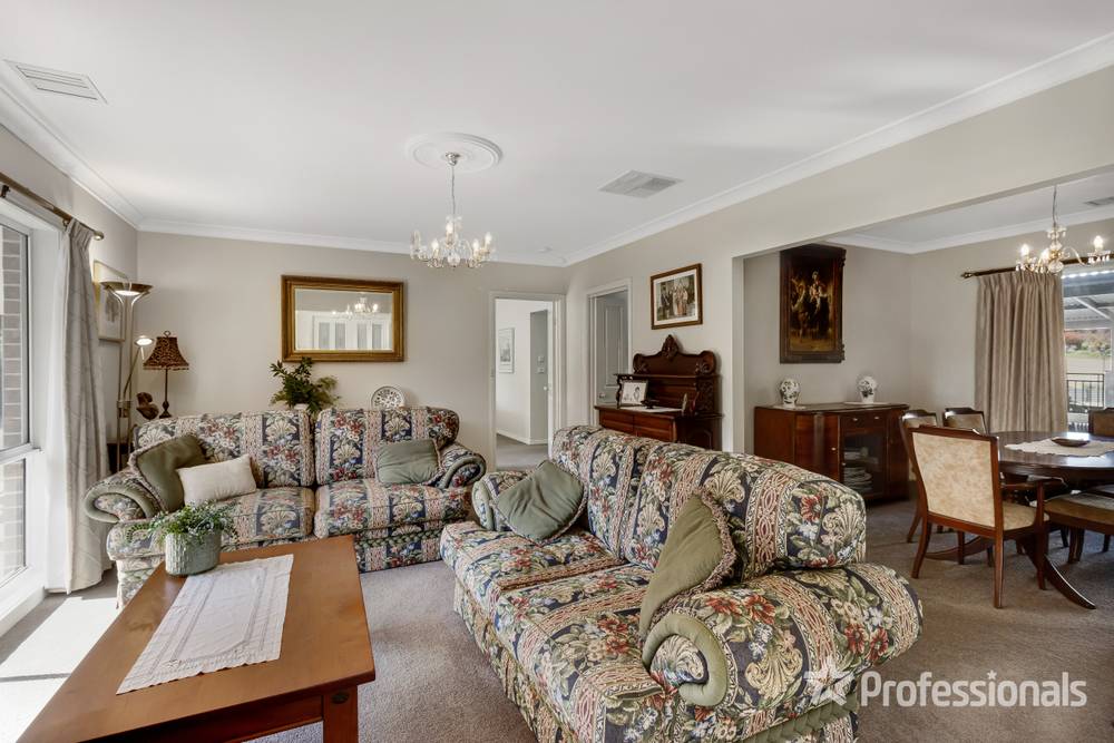 4 Kapooka Road, San Isidore, NSW 2650
