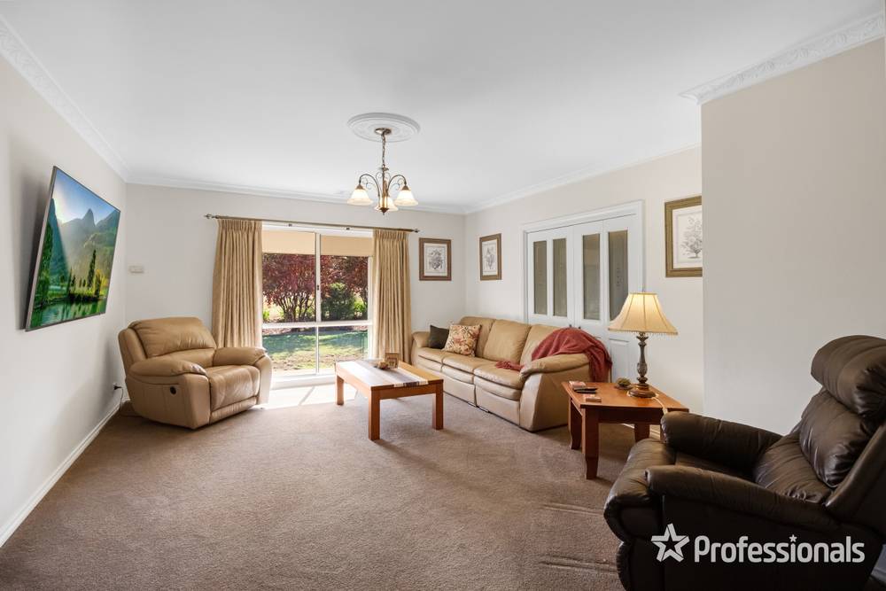 4 Kapooka Road, San Isidore, NSW 2650
