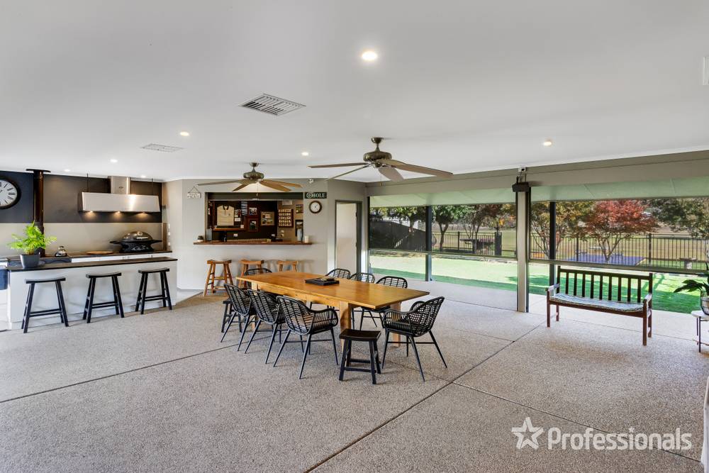 4 Kapooka Road, San Isidore, NSW 2650