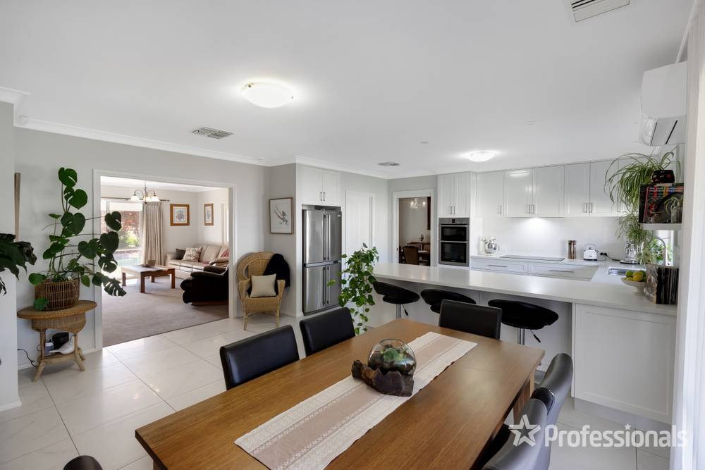 4 Kapooka Road, San Isidore, NSW 2650