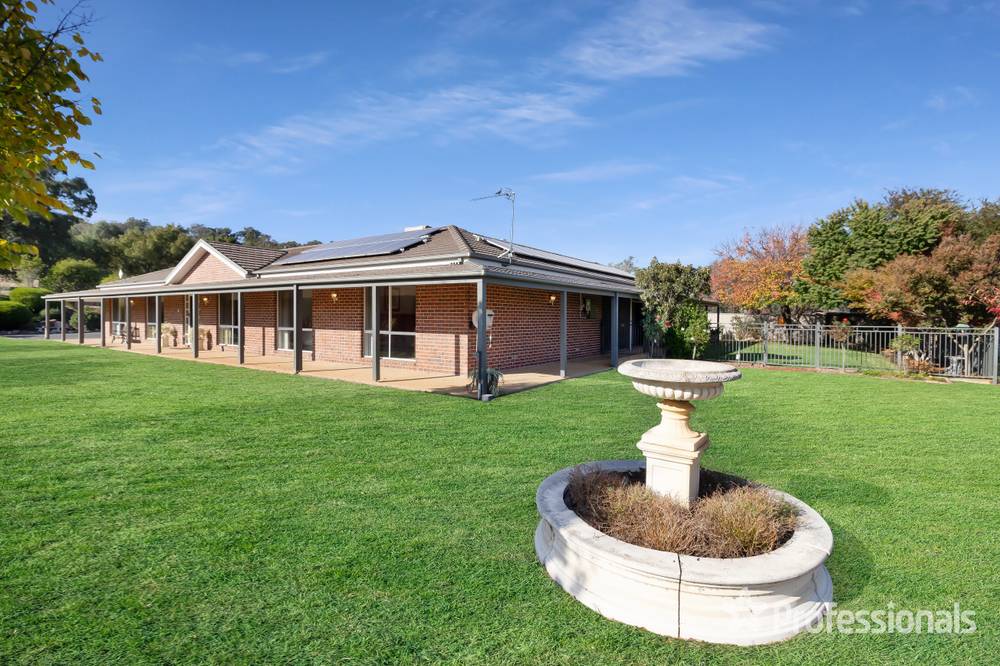 4 Kapooka Road, San Isidore, NSW 2650