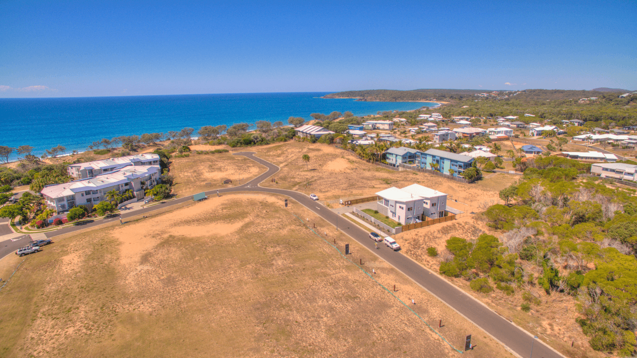 6/21 Beaches Village Crct, AGNES WATER, QLD 4677