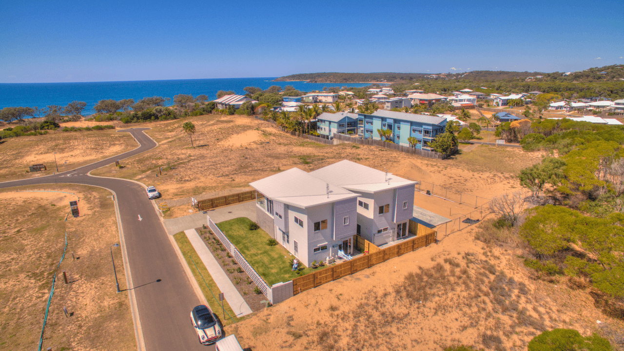 6/21 Beaches Village Crct, AGNES WATER, QLD 4677