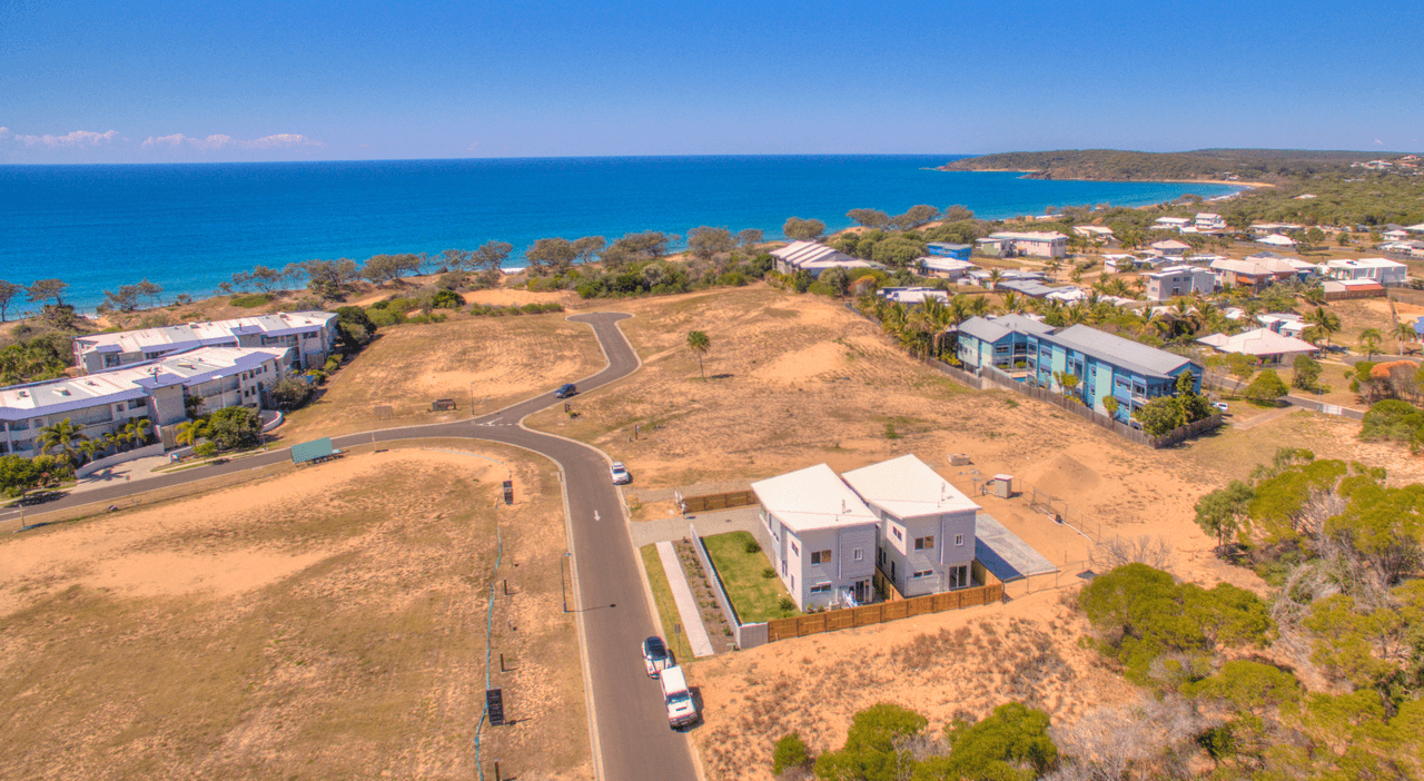 6/21 Beaches Village Crct, AGNES WATER, QLD 4677