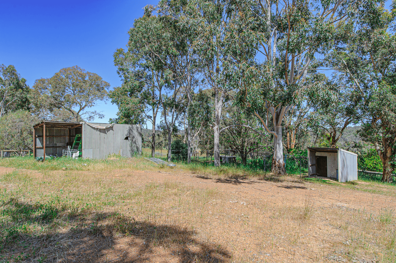 200 Carter Road, THE LAKES, WA 6556