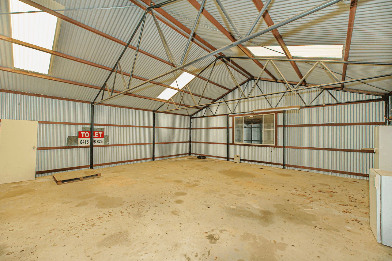 200 Carter Road, THE LAKES, WA 6556