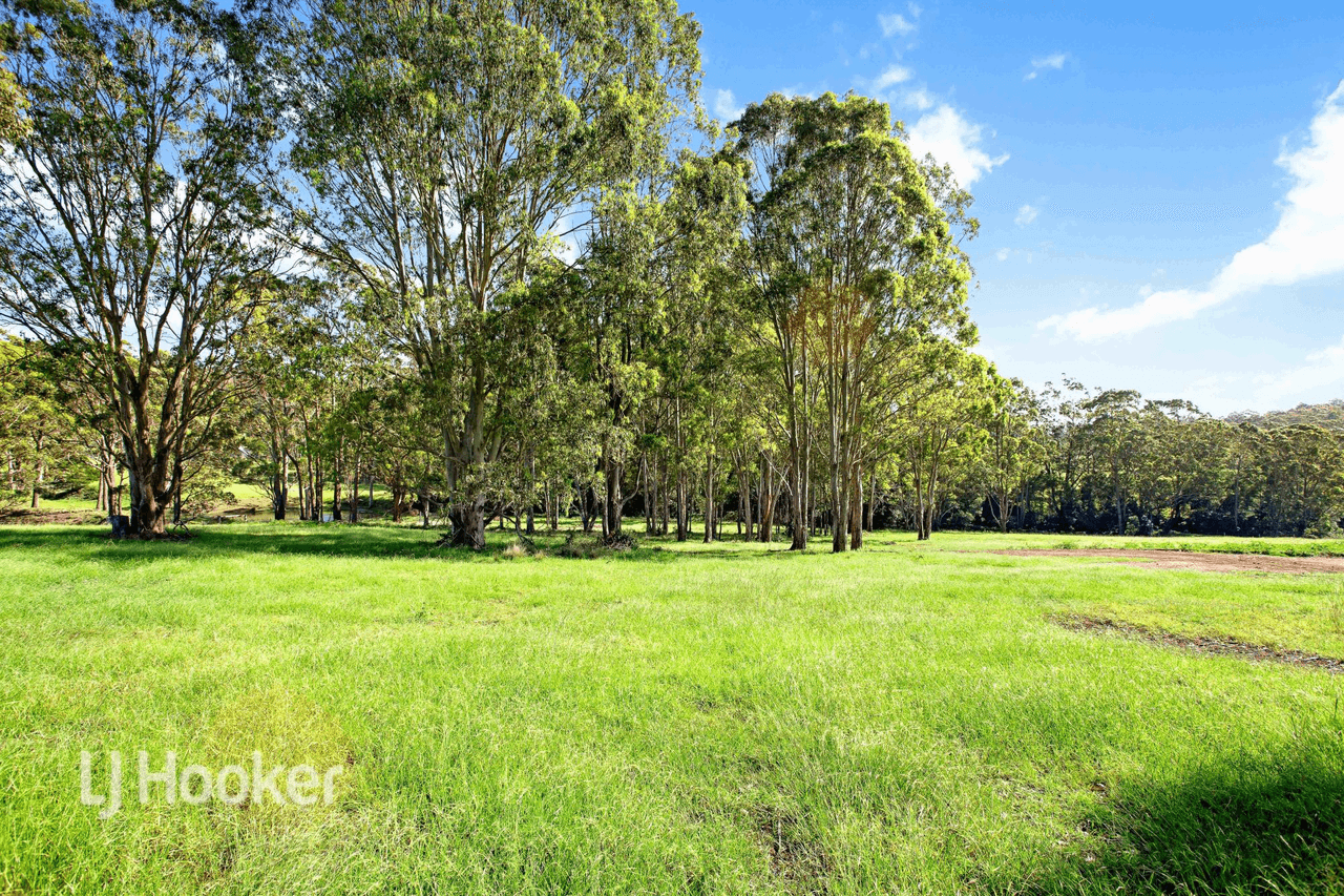 Lot 4/82 Wagonga Scenic Drive, NAROOMA, NSW 2546