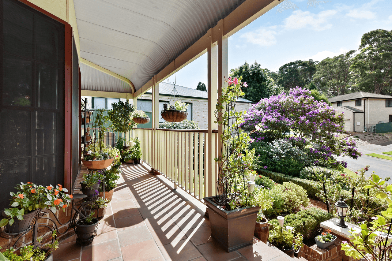 6 Oak Cl, Fletcher, NSW 2287