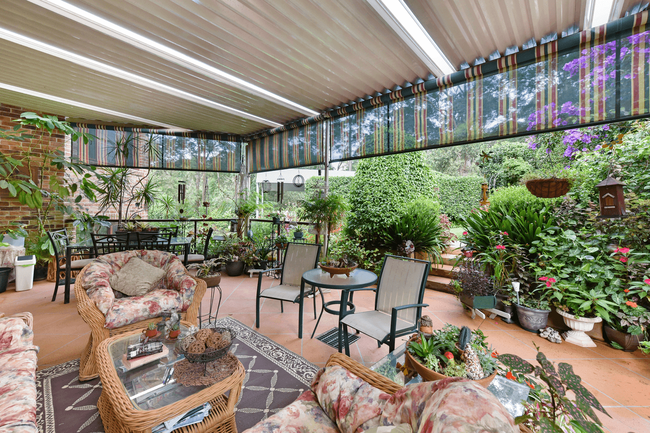 6 Oak Cl, Fletcher, NSW 2287