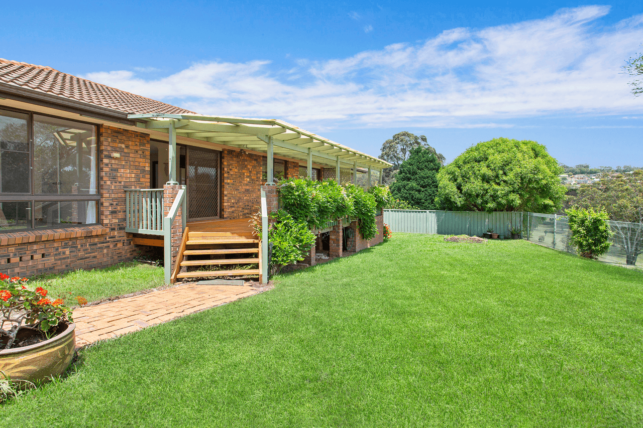 26 Hughes Crescent, KIAMA DOWNS, NSW 2533