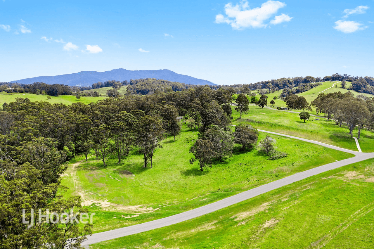 Lot 8/82 Wagonga Scenic Drive, NAROOMA, NSW 2546