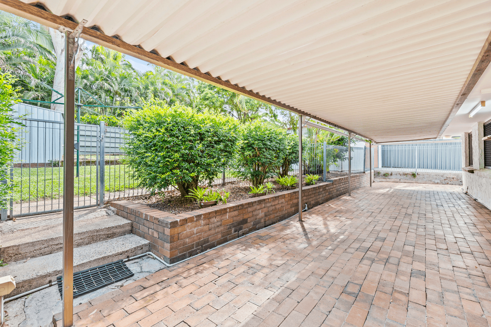 5 Kennedy Drive, CAPALABA, QLD 4157