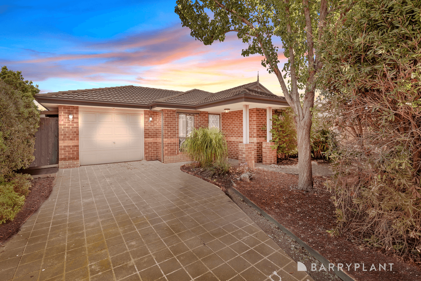 33 Tawrrific Street, Kurunjang, VIC 3337