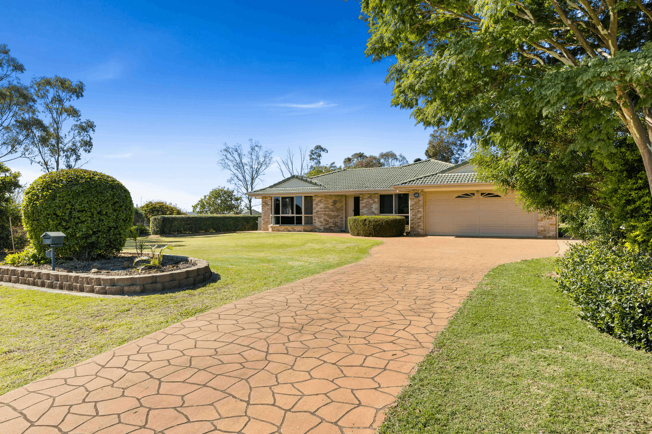 71 Cotswold Hills Drive, COTSWOLD HILLS, QLD 4350