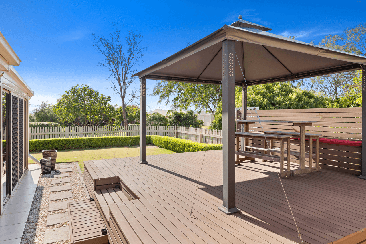 71 Cotswold Hills Drive, COTSWOLD HILLS, QLD 4350