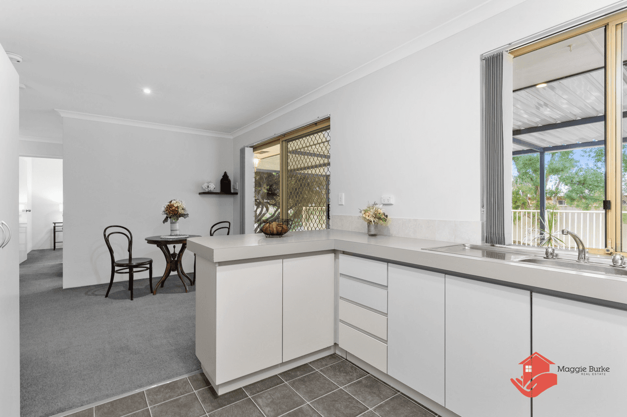 96 Chidzey Drive, Seville Grove, WA 6112