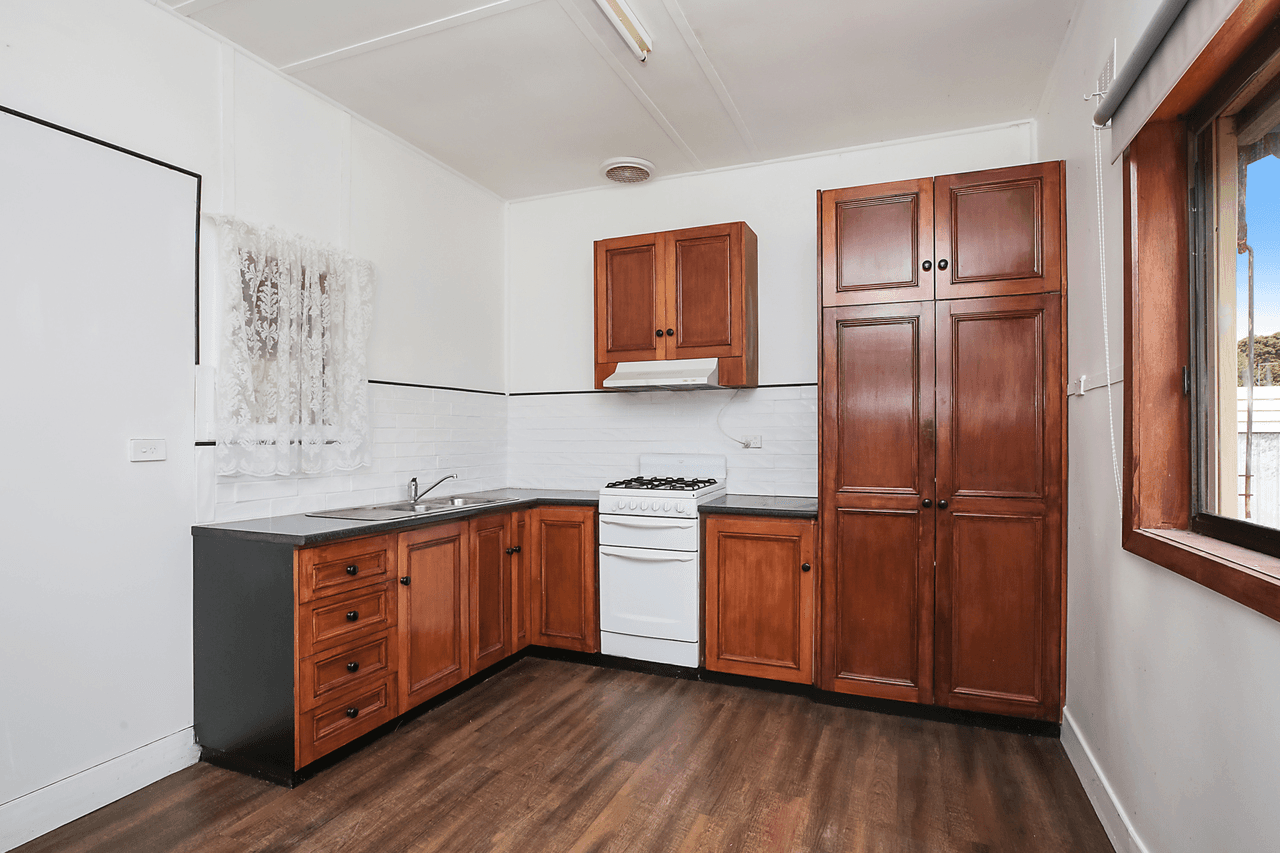 17 Barkly Street, CAMPERDOWN, VIC 3260