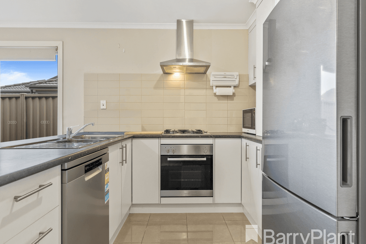 13 Tristan Drive, Sebastopol, VIC 3356