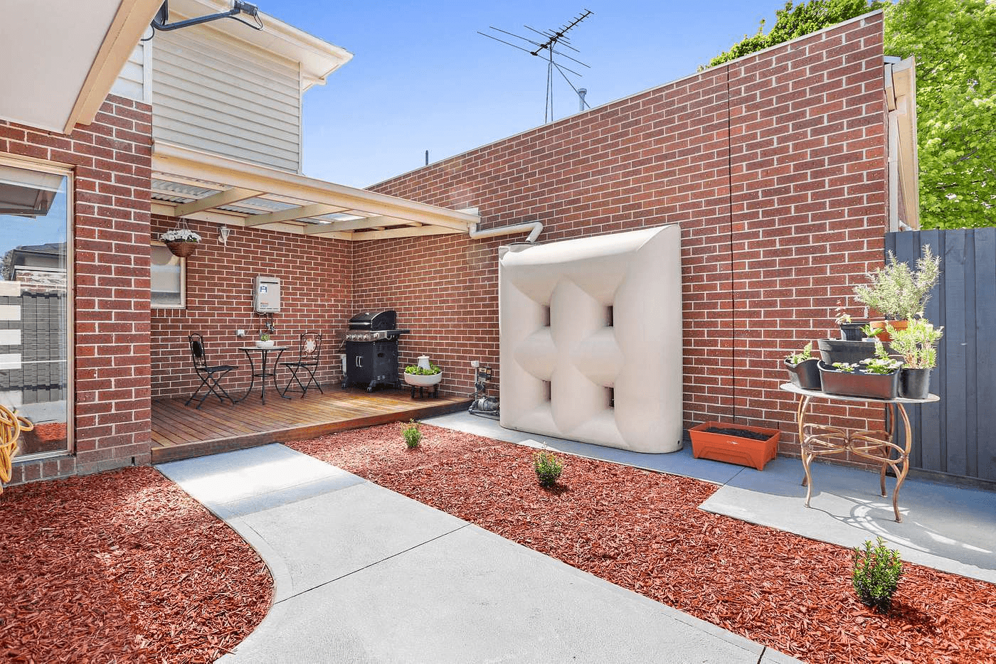 2/20 Black Street, Westmeadows, VIC 3049