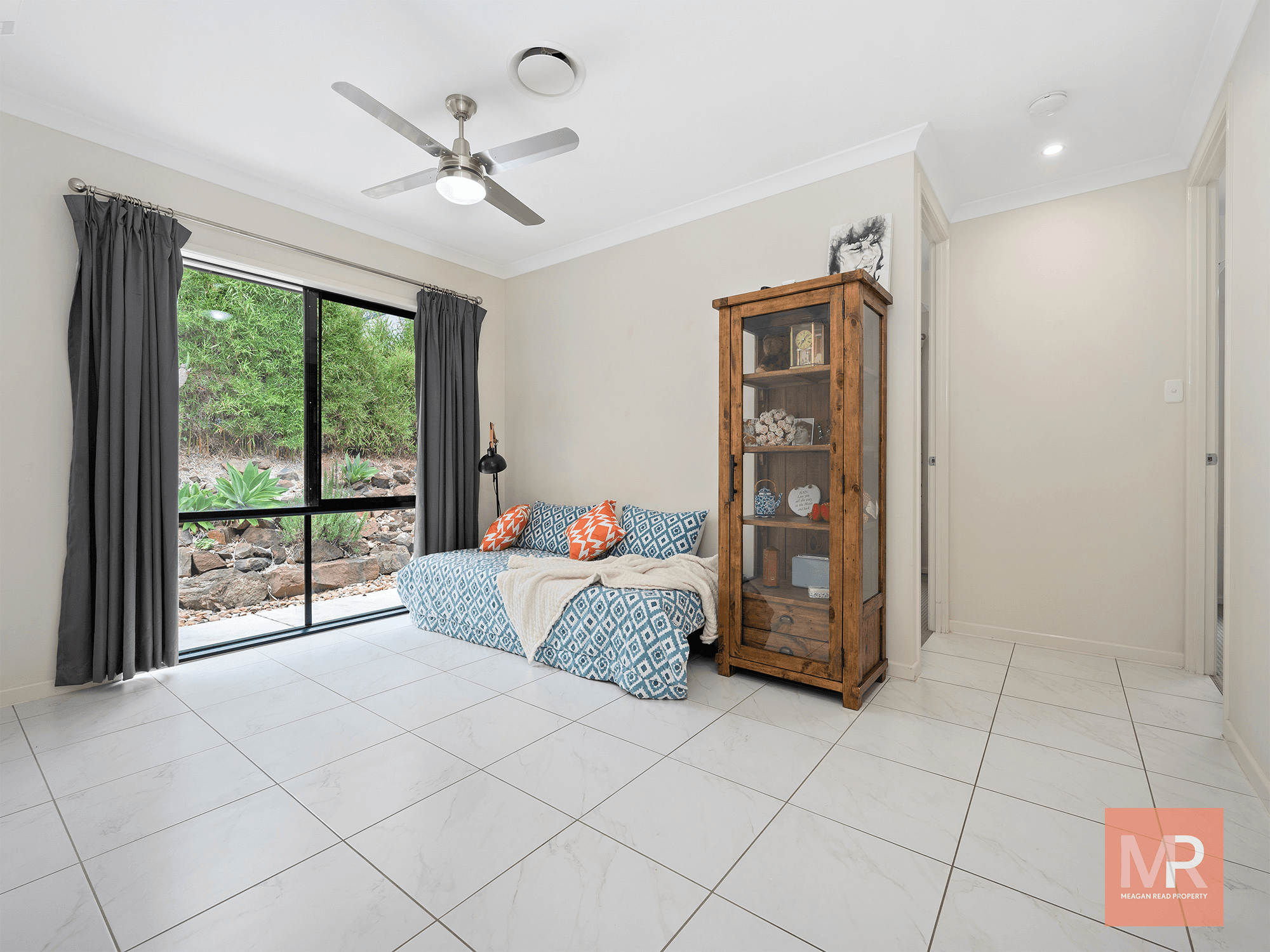 18 Bredalbane Street, MUNDOOLUN, QLD 4285