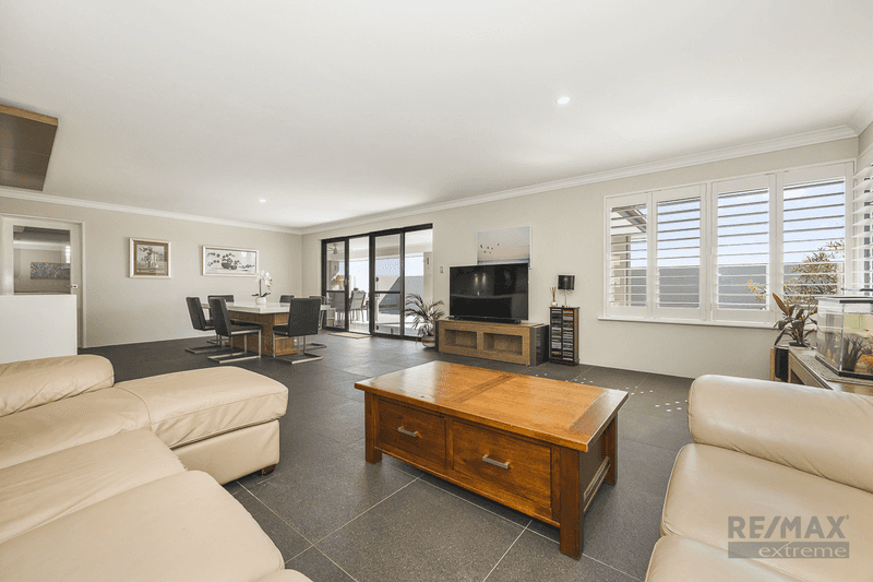 12 Caravel Approach, Jindalee, WA 6036