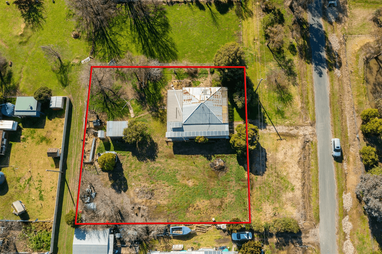 16 Hay Street, Woomargama, NSW 2644