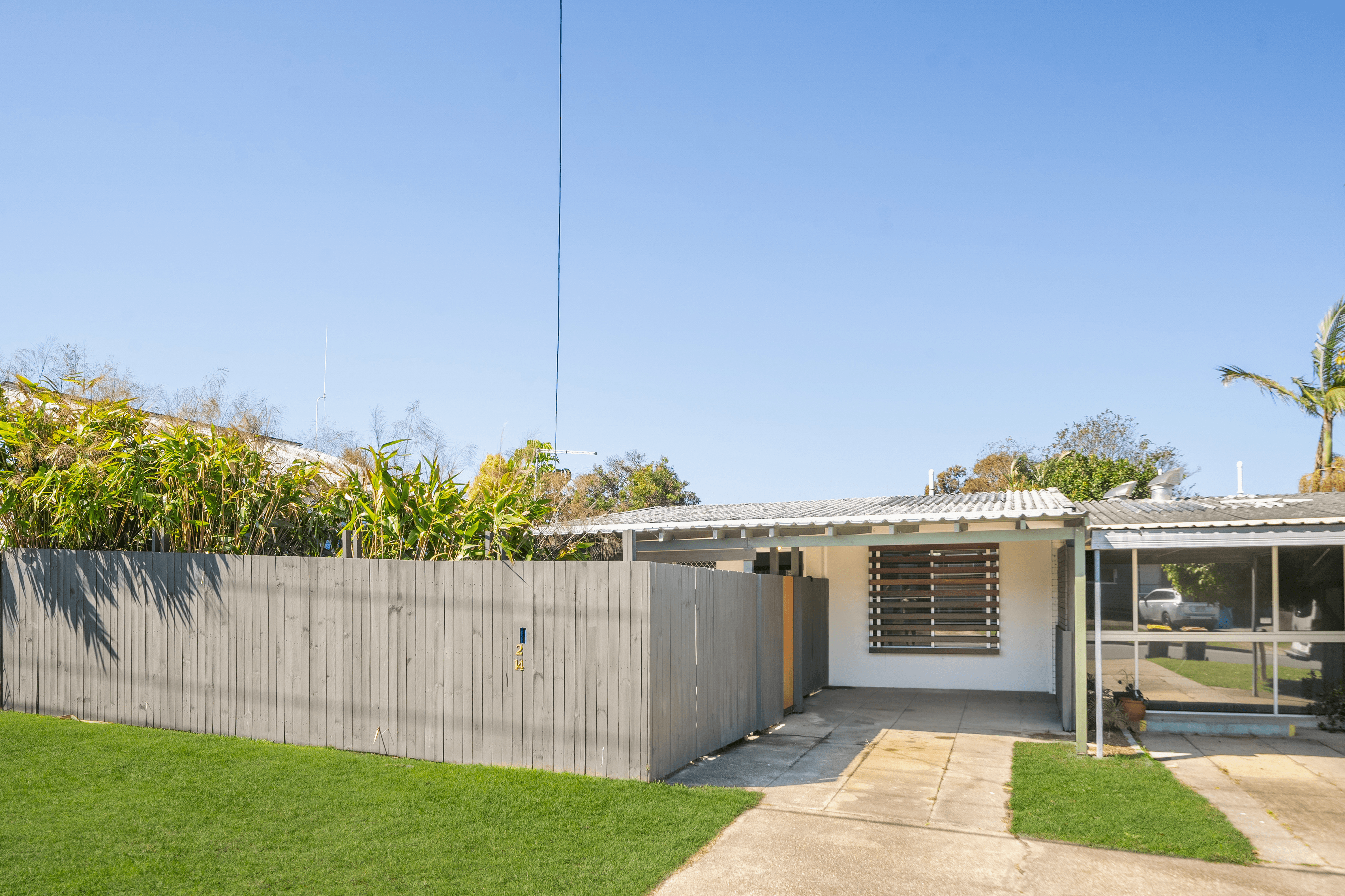 2/14 Dover Road, MARGATE, QLD 4019