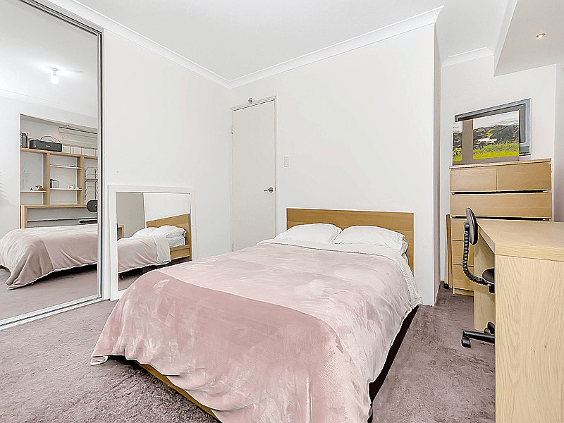 15b Fairlie Road, CANNING VALE, WA 6155