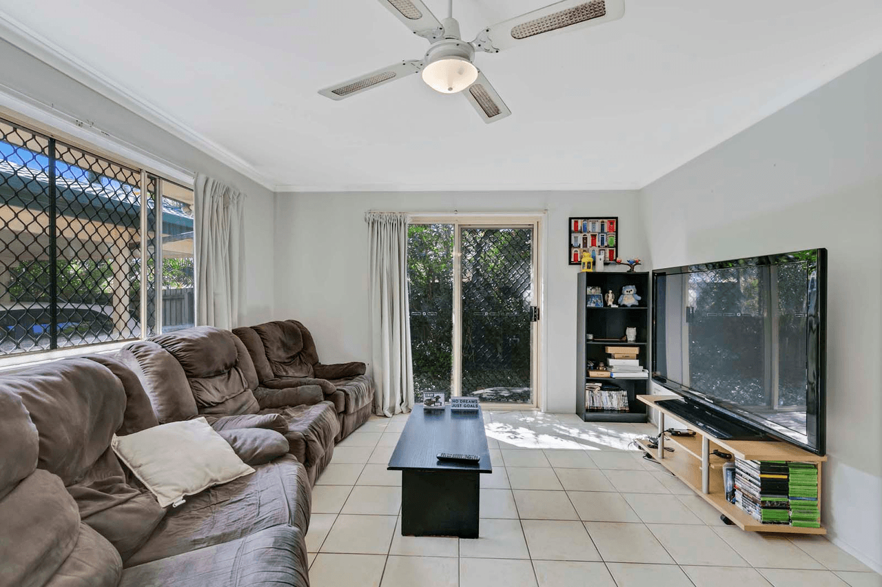 1 and 2 / 39 Hazeltine Court, Maroochydore, QLD 4558