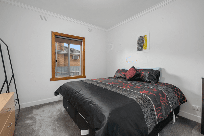 4  Holland Street, EUROA, VIC 3666