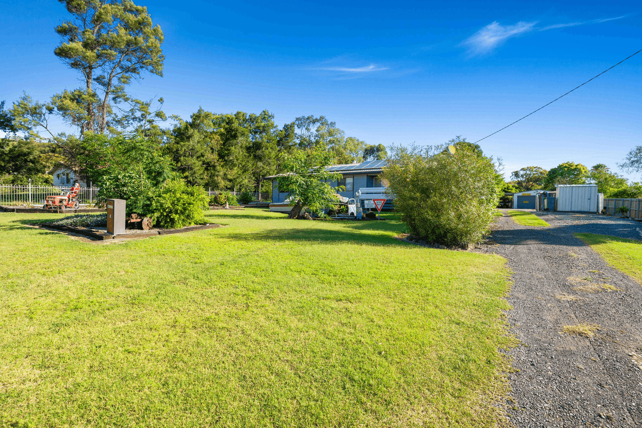 18 Graman Street, KINGSTHORPE, QLD 4400