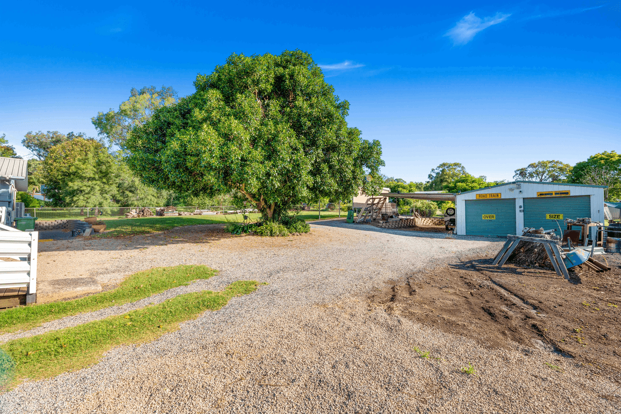 18 Graman Street, KINGSTHORPE, QLD 4400