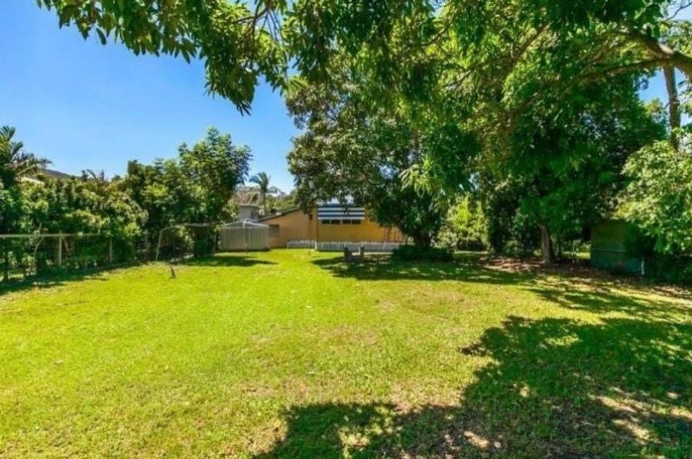 221 Horton Street, Koongal, QLD 4701