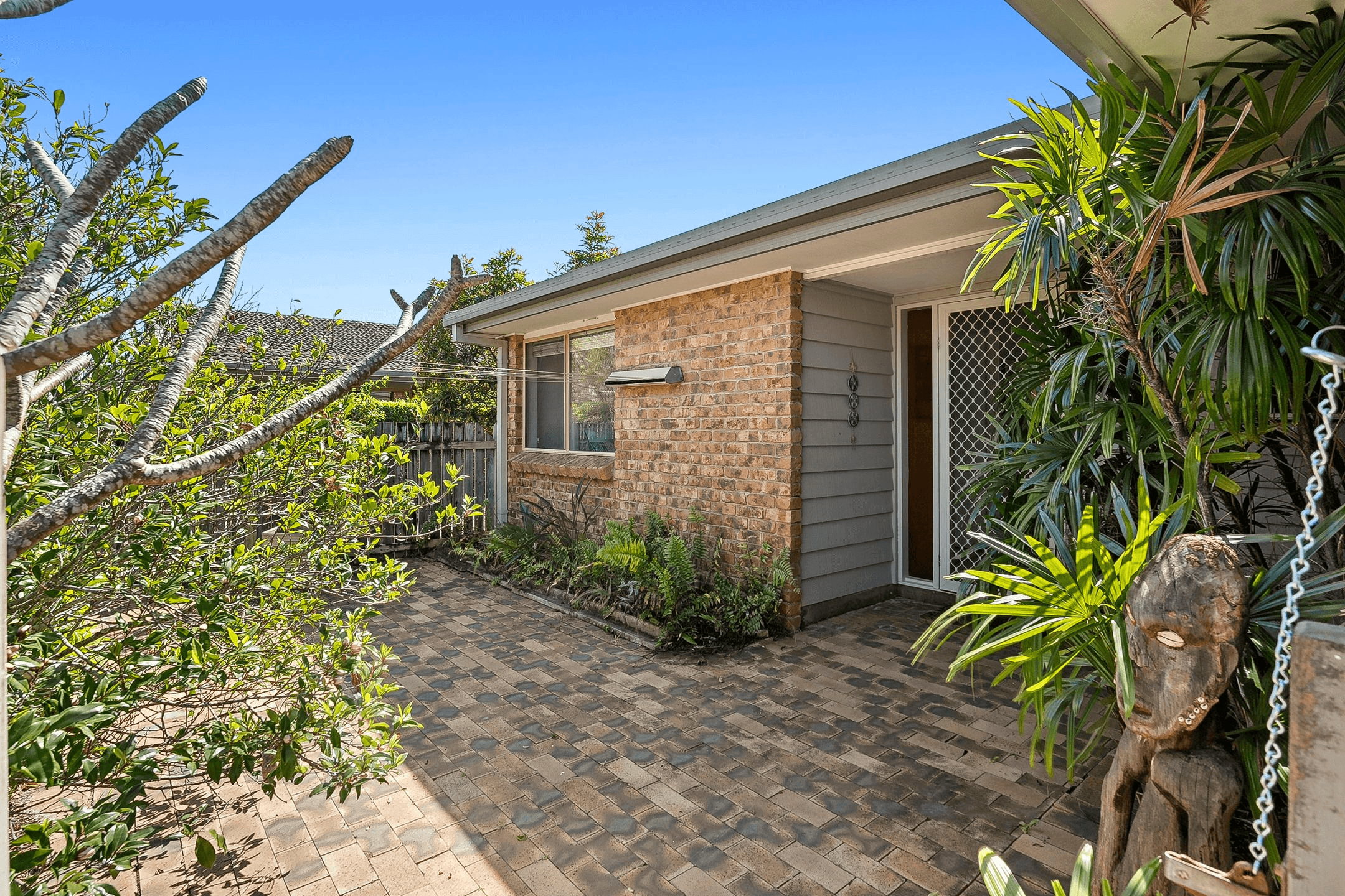 13/18 Bienvenue Drive, CURRUMBIN WATERS, QLD 4223