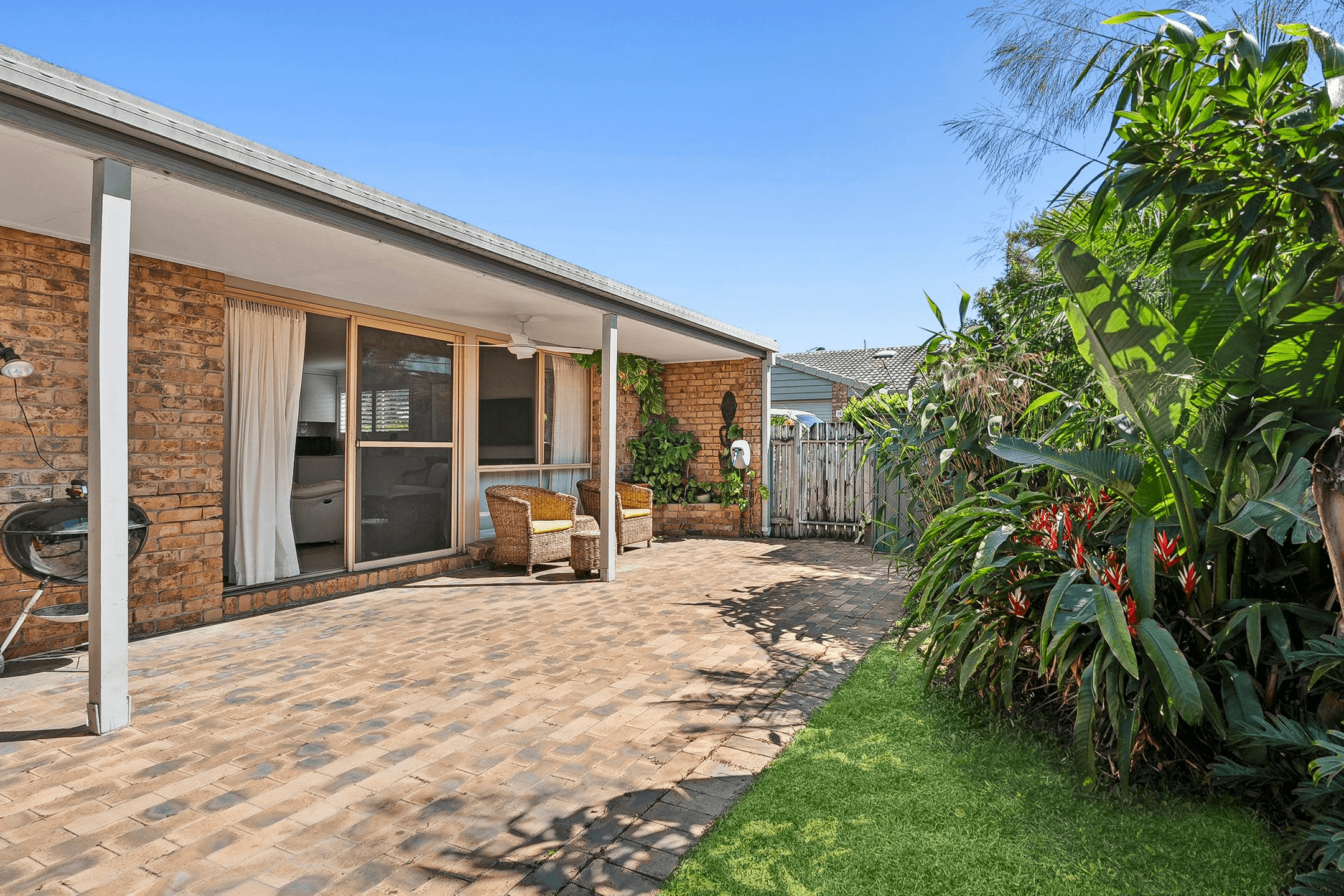 13/18 Bienvenue Drive, CURRUMBIN WATERS, QLD 4223