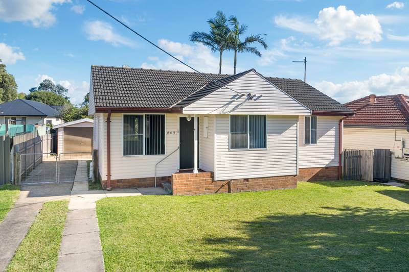 263 Northcliffe Drive, BERKELEY, NSW 2506