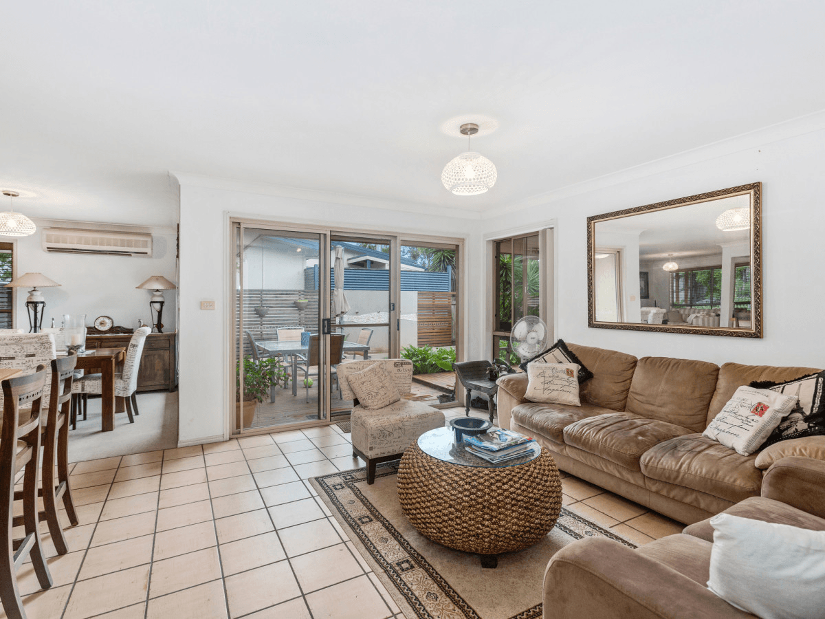 10 Muskheart Circuit, Pottsville, NSW 2489