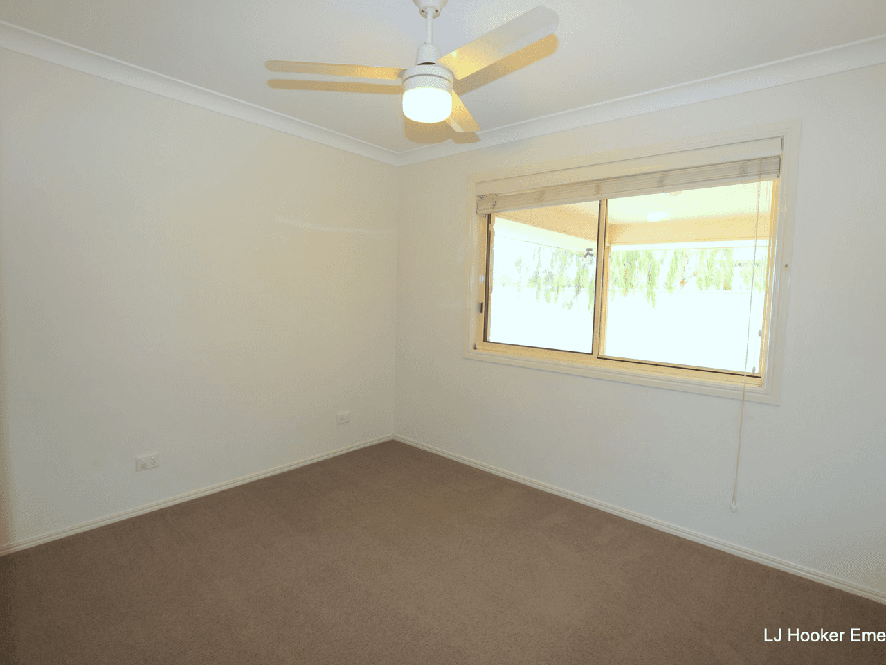 10 Blue Gums Drive, EMERALD, QLD 4720