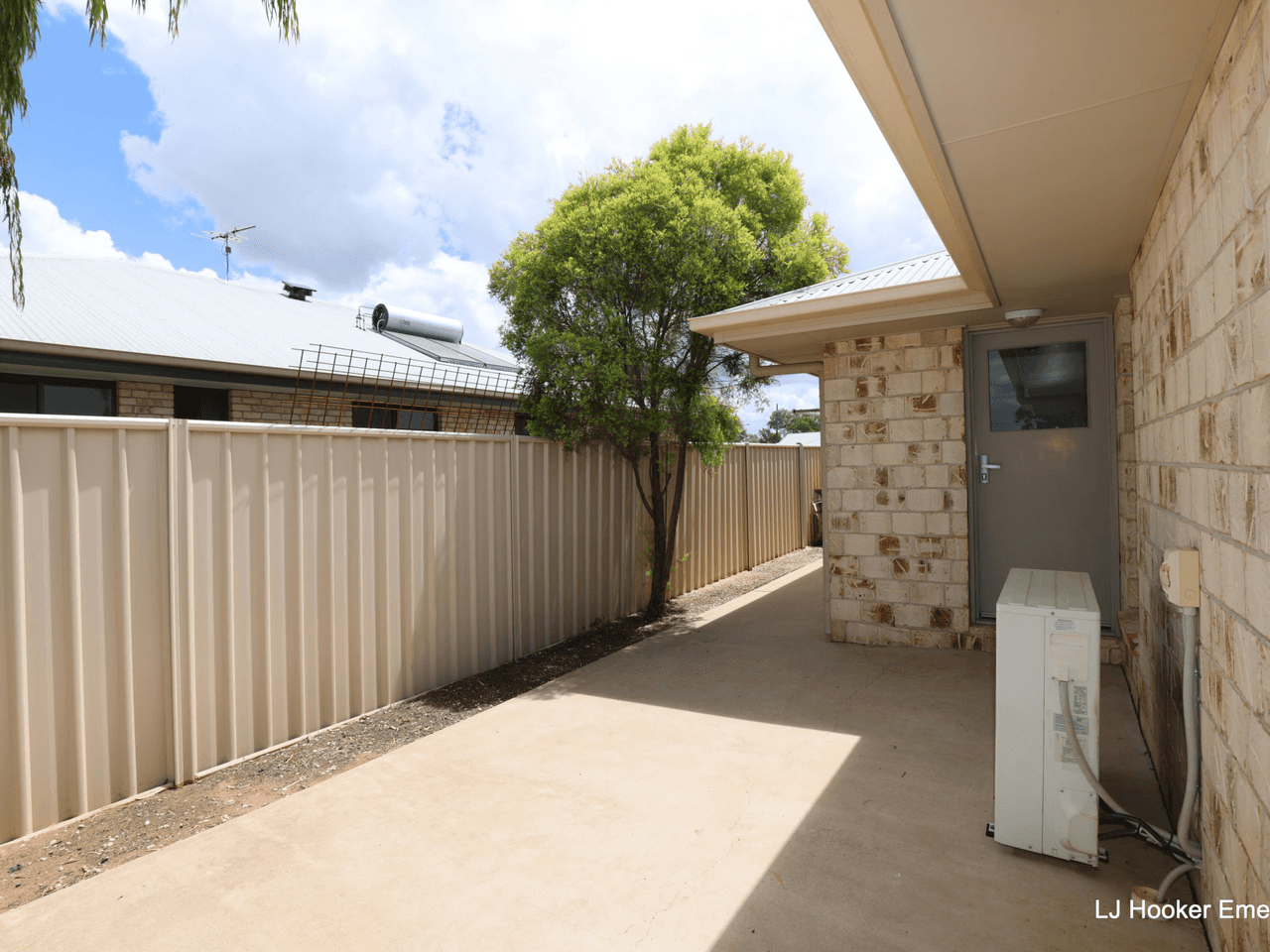 10 Blue Gums Drive, EMERALD, QLD 4720