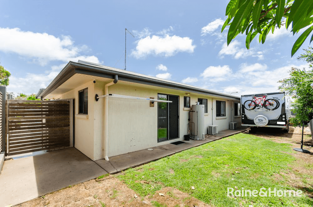 22 Leonie Court, NEW AUCKLAND, QLD 4680