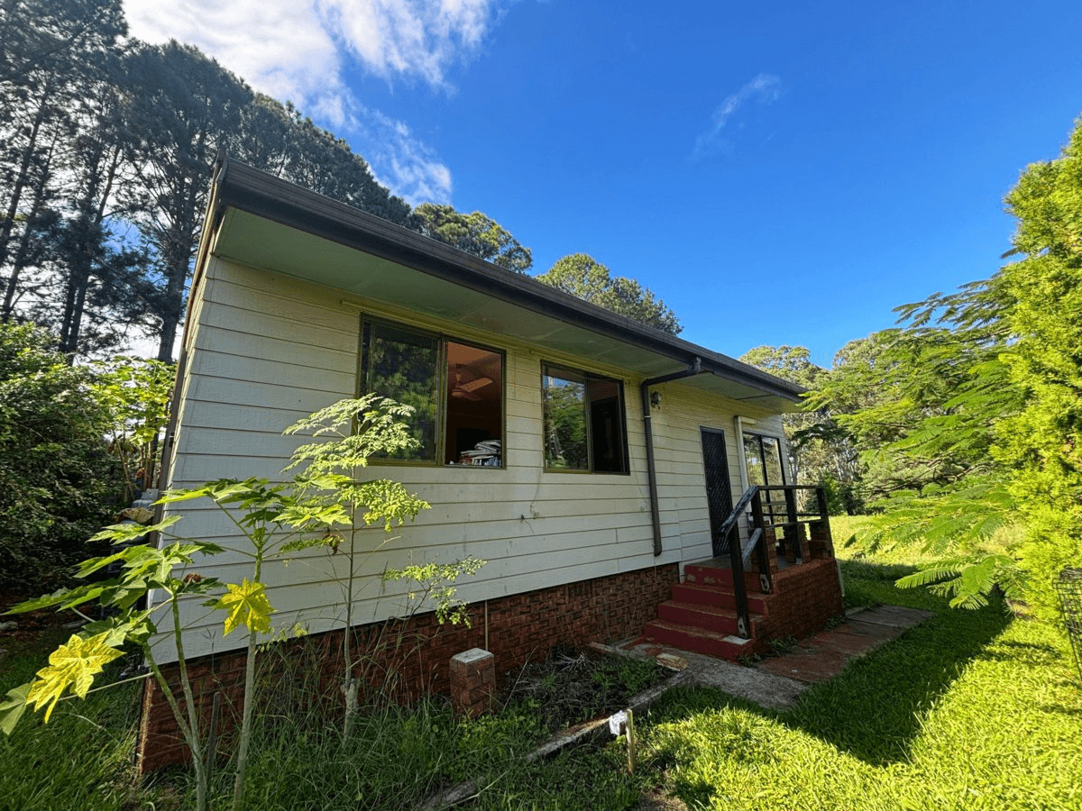 12 Jordan Street, MACLEAY ISLAND, QLD 4184