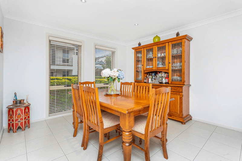 40 Eucalyptus Court, Picnic Point, NSW 2213