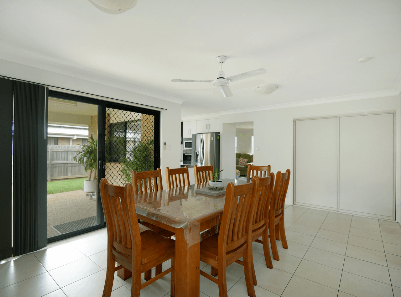 8 Balonne Drive, GLENVALE, QLD 4350