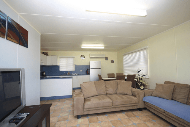 28 Plover Street, LONGREACH, QLD 4730