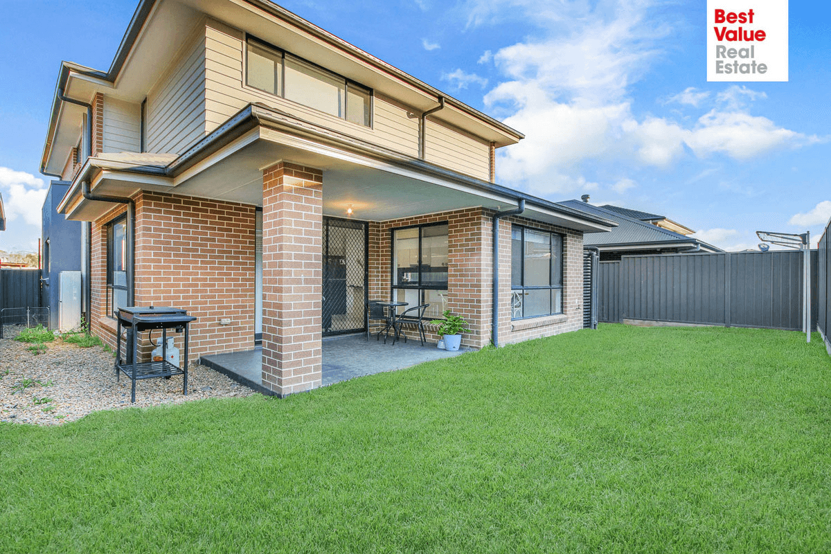 4 Leafy Street, JORDAN SPRINGS, NSW 2747