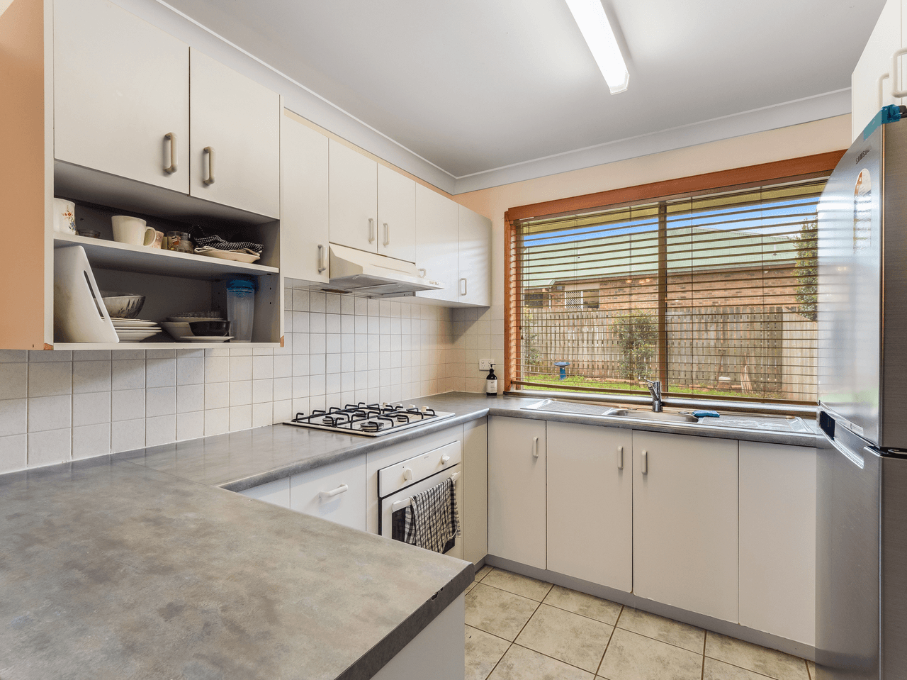 1 &amp; 2/9 Gabrielle Street, KEARNEYS SPRING, QLD 4350