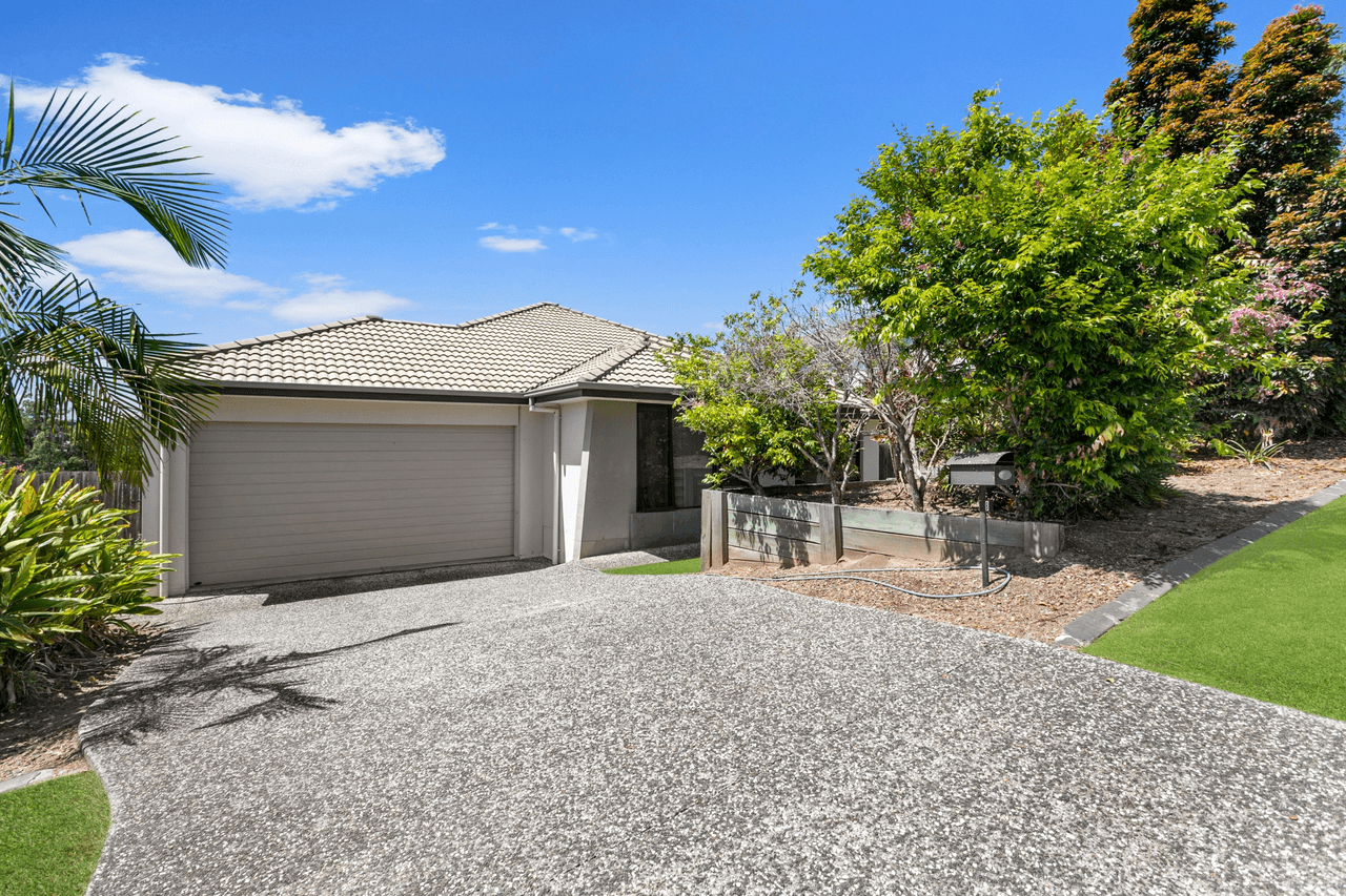 8 Aristotle Avenue, AUGUSTINE HEIGHTS, QLD 4300