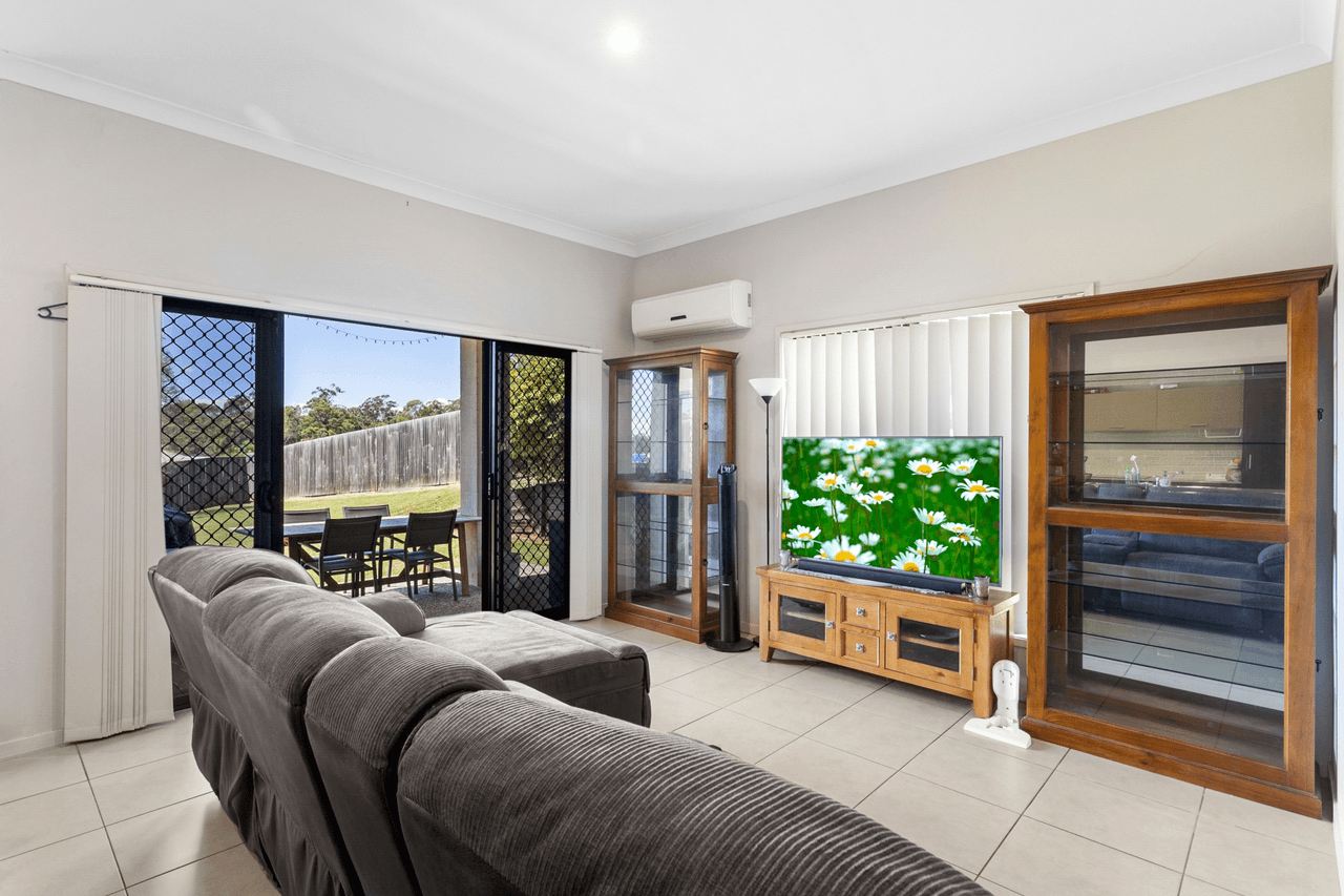 8 Aristotle Avenue, AUGUSTINE HEIGHTS, QLD 4300