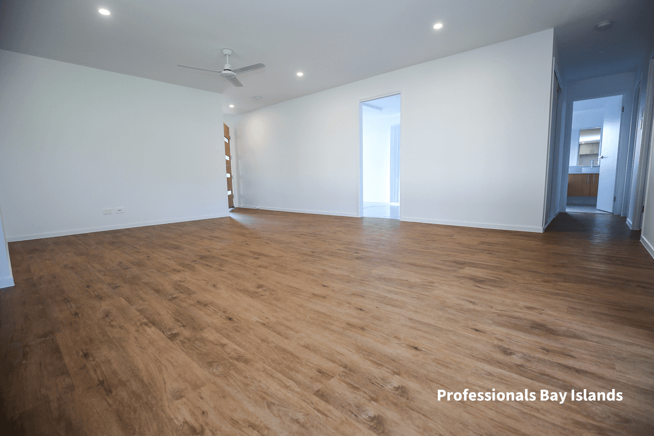 11 Banksia Street, Russell Island, QLD 4184