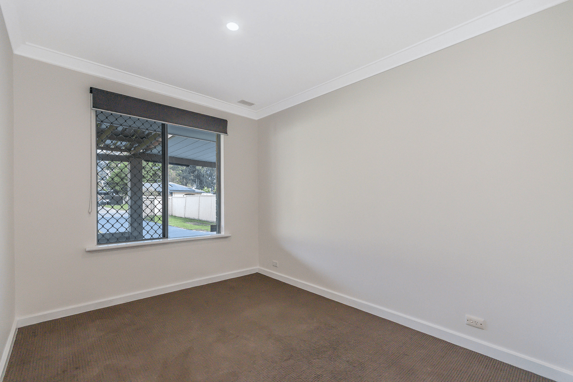 4 Kurrajong Way, Camillo, WA 6111